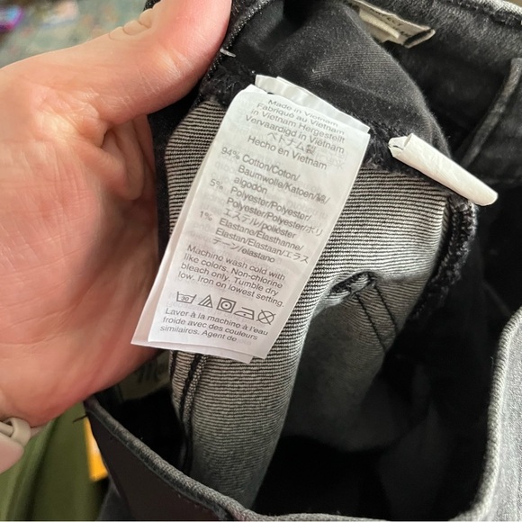 Madewell Jeans Women's 26 The Perfect Vintage Crop Black Lunar Wash AA982 - Picture 7 of 10